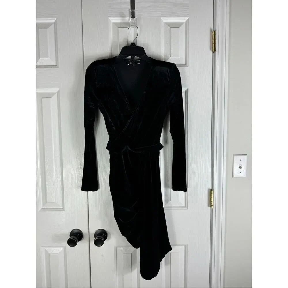Blue Blush Womens Black Velvet Dress Size Small